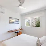 Elegant Apartment, Steps From The Sea With Parking Included Apartman Marbella
