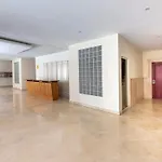 Apartman Elegant Apartment, Steps From The Sea With Parking Included *