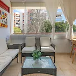 Appartamento Elegant Apartment, Steps From The Sea With Parking Included