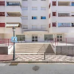 Appartamento Elegant Apartment, Steps From The Sea With Parking Included