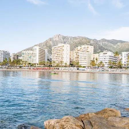 Apartment Elegant Apartment, Steps From The Sea With Parking Included Marbella