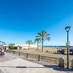Apartment Elegant Apartment, Steps From The Sea With Parking Included Marbella