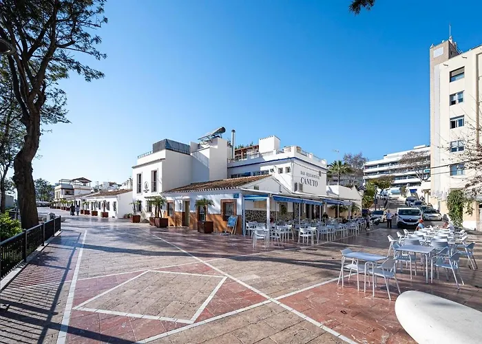 Elegant Apartment, Steps From The Sea With Parking Included Apartment
